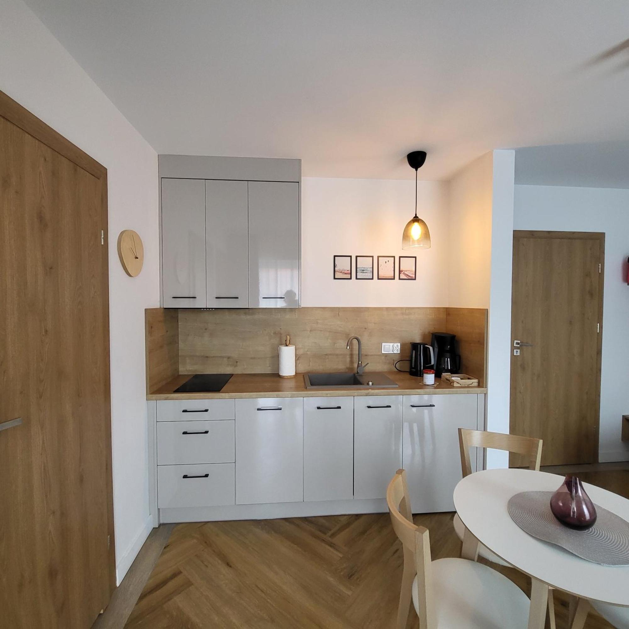 Apartamenty Julia Apartamenty Ozonowane 尤斯托尼莫斯基 外观 照片