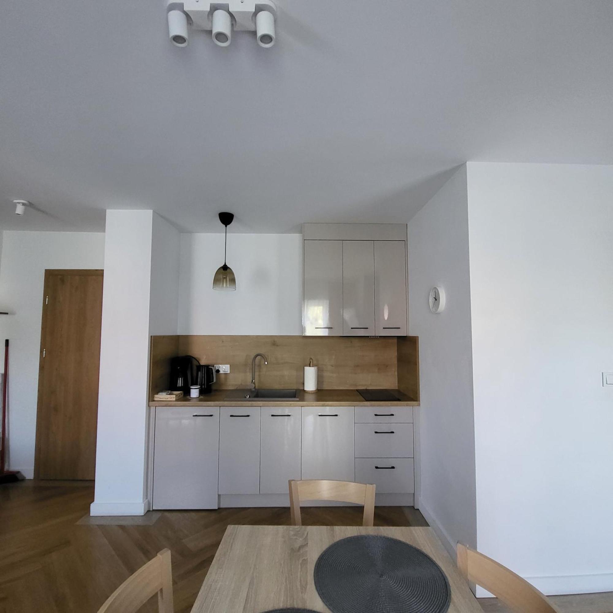 Apartamenty Julia Apartamenty Ozonowane 尤斯托尼莫斯基 外观 照片