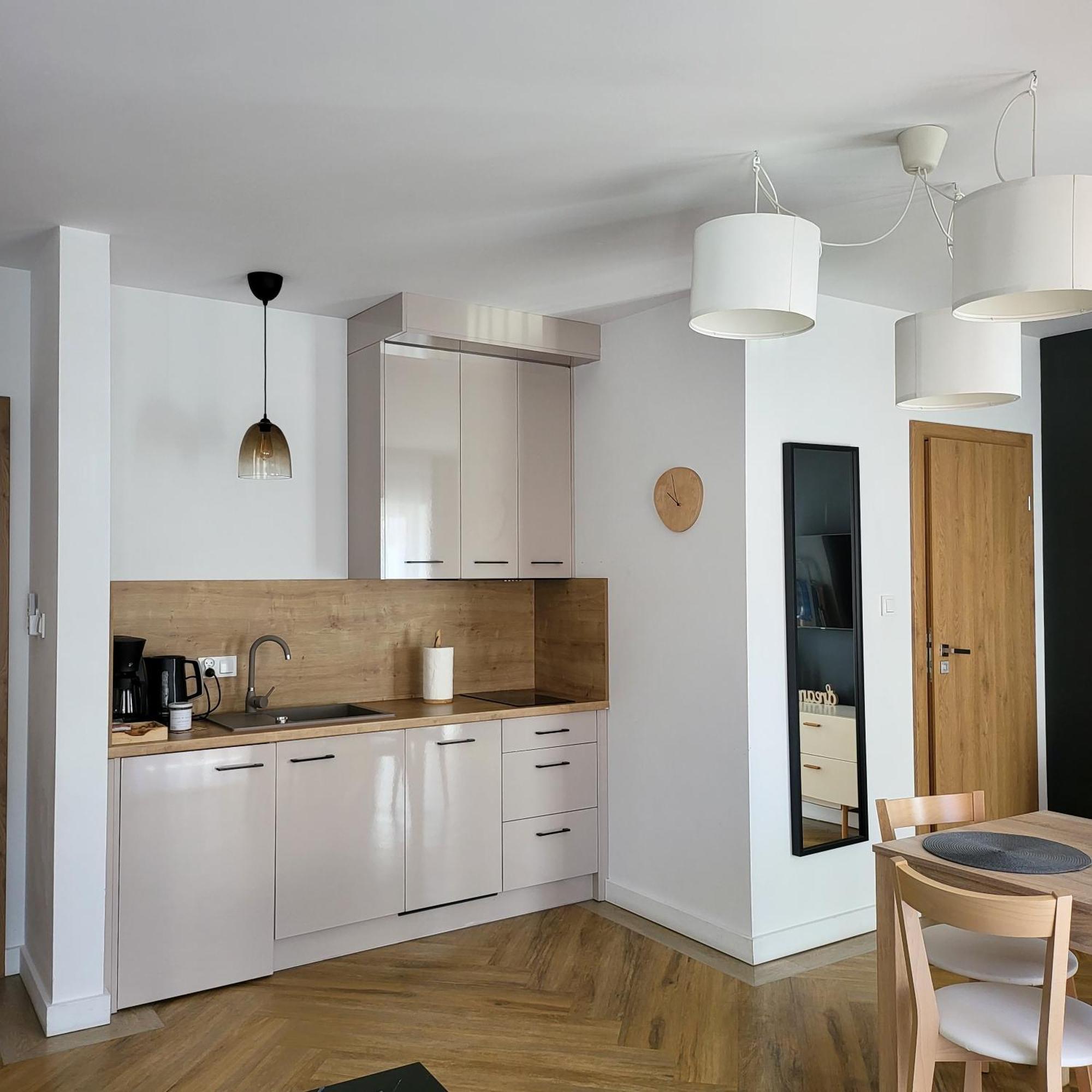 Apartamenty Julia Apartamenty Ozonowane 尤斯托尼莫斯基 外观 照片
